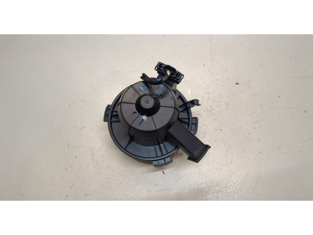 Моторчик печки Dacia Duster 2010-2017