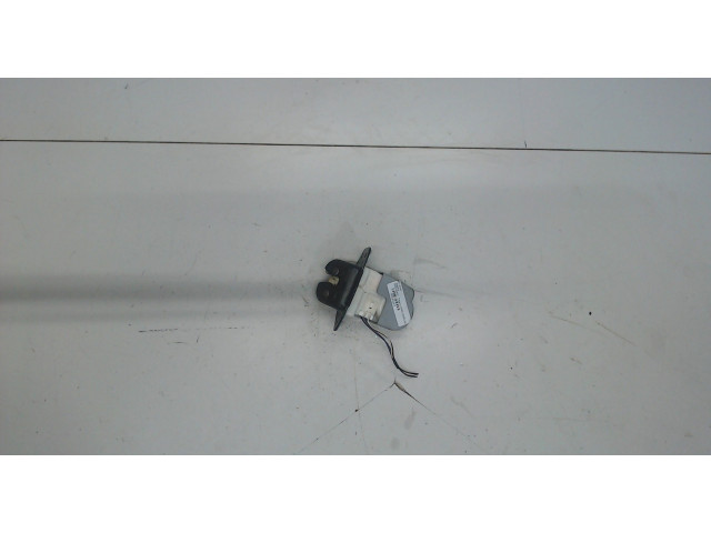 Замок багажника Mitsubishi Pajero / Montero 2000-2006