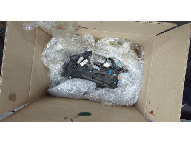 Фара передняя Mazda RX-8 2003-2012 правая