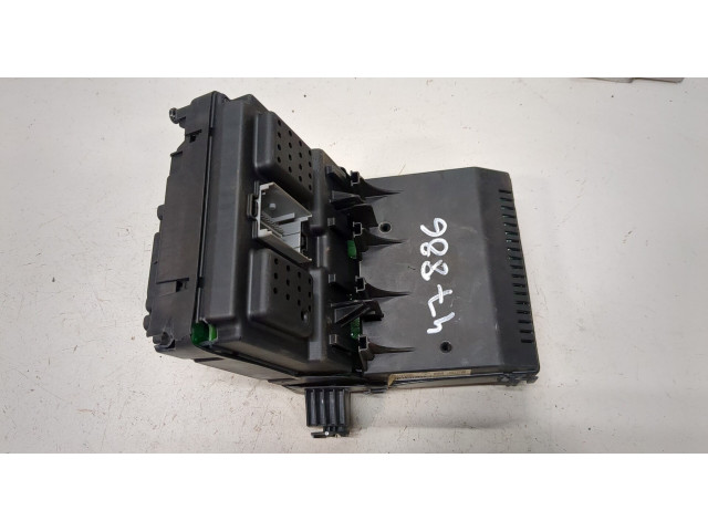 Блок предохранителей Volvo S80 1998-2006