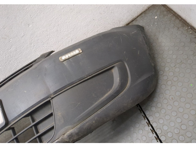 Бампер Volkswagen Caddy 2004-2015 передний