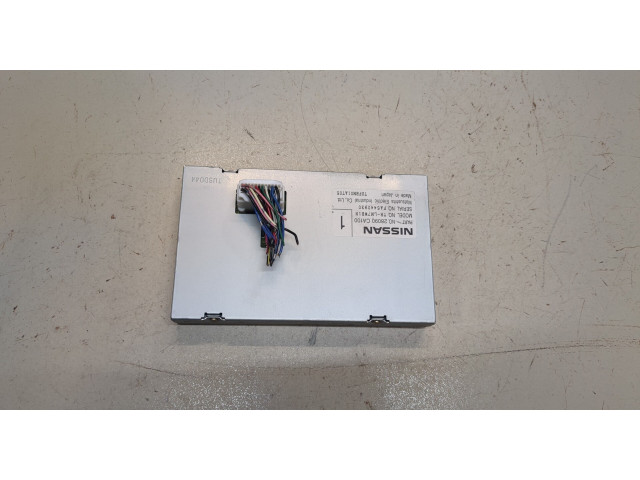 Дисплей бортового компьютера  Infiniti QX56 2004-2010 28090CA100       