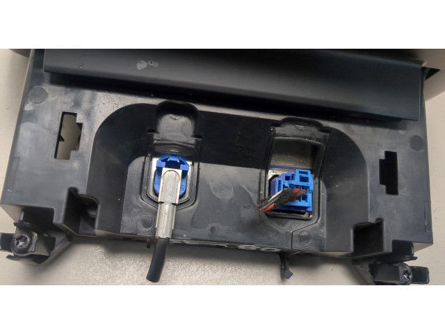 Дисплей бортового компьютера  Mercedes GLC X253 2015-2022 A2059004113       