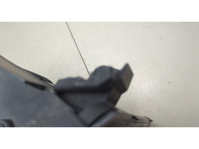 Фара передняя GMC Acadia 2019-2025 правая