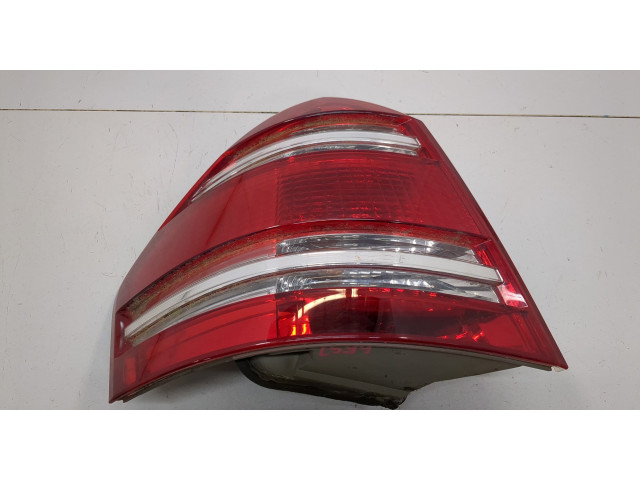 Задний фонарь          