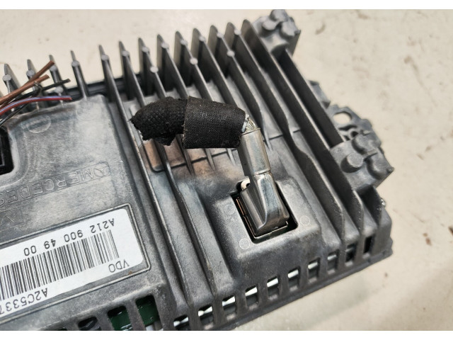 Дисплей бортового компьютера  Mercedes E W212 2009-2013        