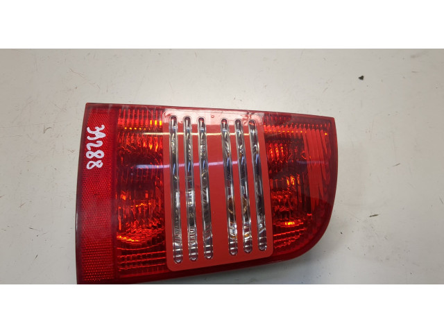 Задний фонарь     1U9945112B     