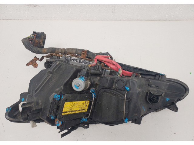 Фара передняя Lexus IS 2005-2013 правая