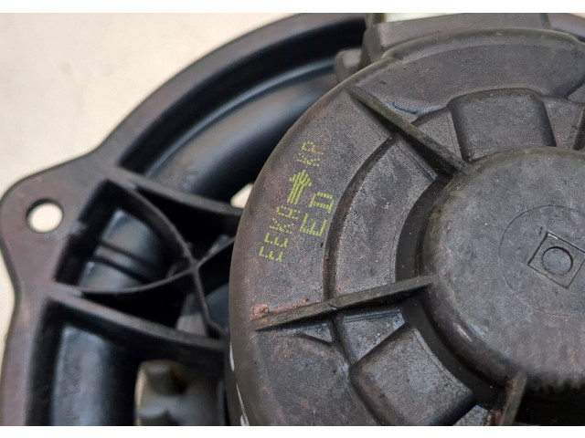 Моторчик печки KIA Ceed 2007-2012