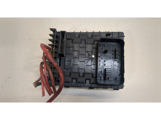 Блок предохранителей Volkswagen Golf 6 2009-2012