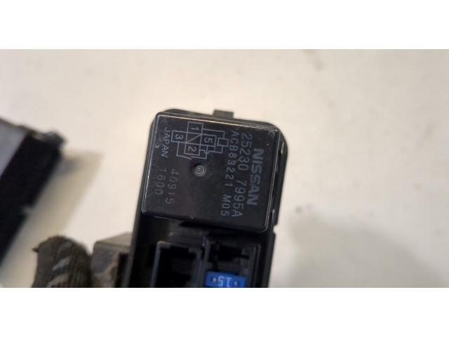 Блок реле Infiniti Q50 2013-2017