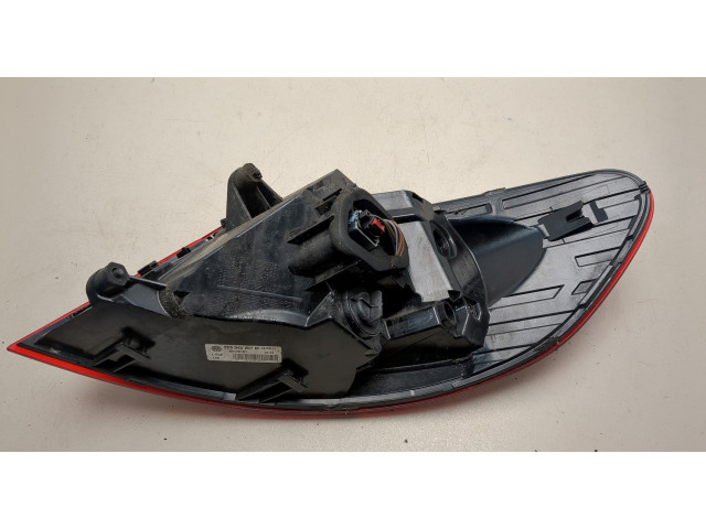 Задний фонарь          