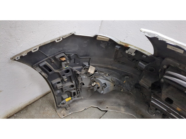 Бампер  Peugeot 5008 2009-2016 передний   