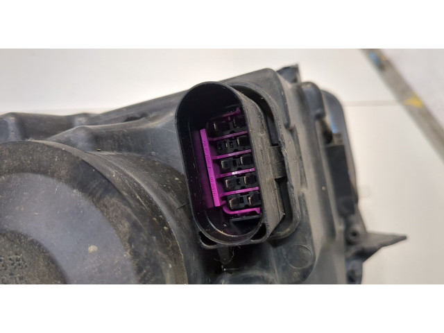 Фара передняя Volkswagen Golf 6 2009-2012 правая