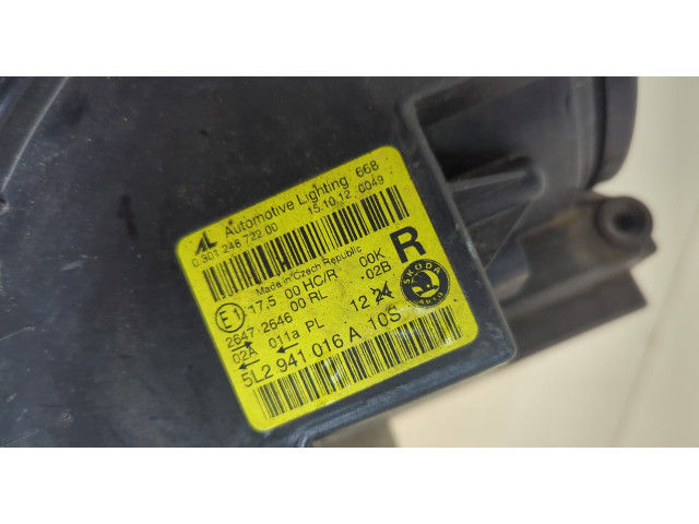 Фара передняя Skoda Yeti 2009-2018 правая