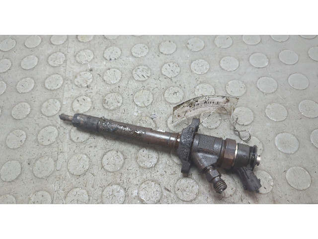 Форсунка топливная  Peugeot 5008 2009-2016    1980K9     