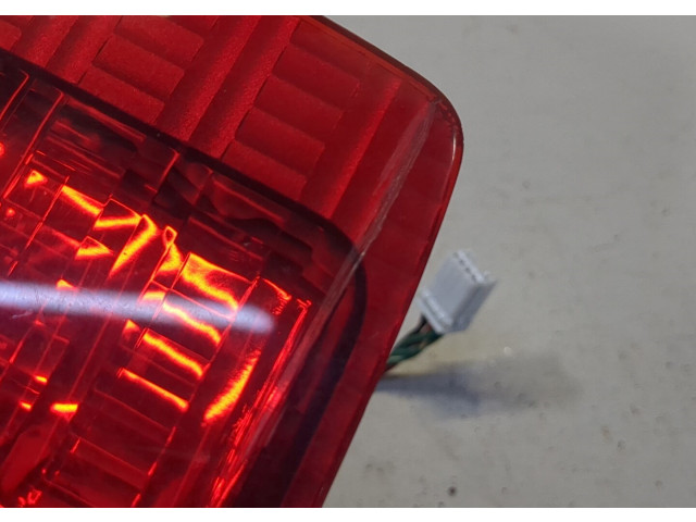 Задний фонарь        Subaru Forester (S11) 2002-2007 