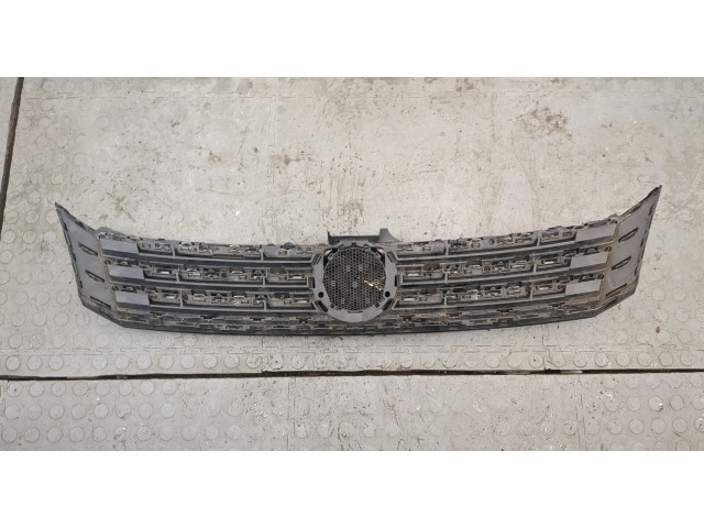 Решетка радиатора Volkswagen Passat 8 2015-