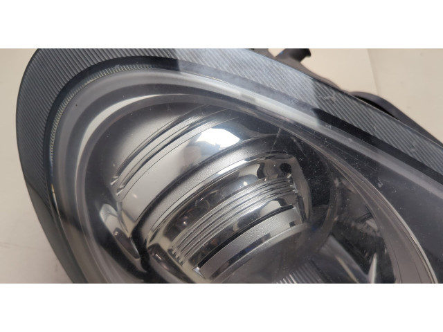 Фара передняя Porsche Panamera 2009-2016 правая