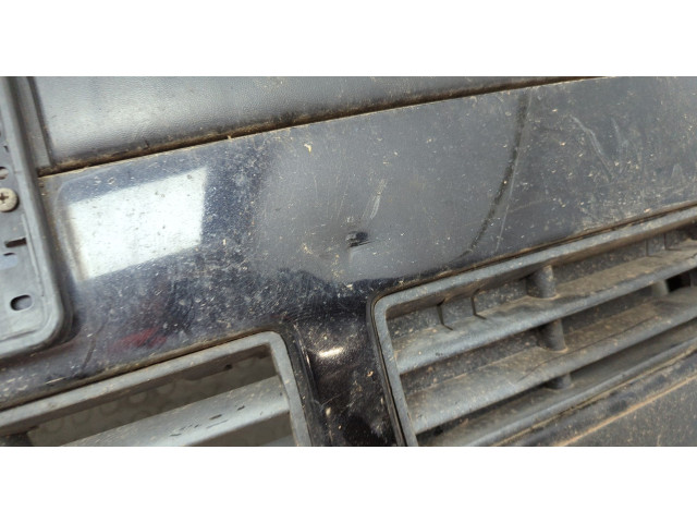 Бампер Volkswagen Golf 4 1997-2005 передний 1J0807217C