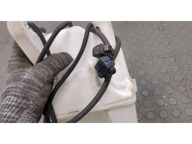 Бачок омывателя  Volvo S60 2010-2018    