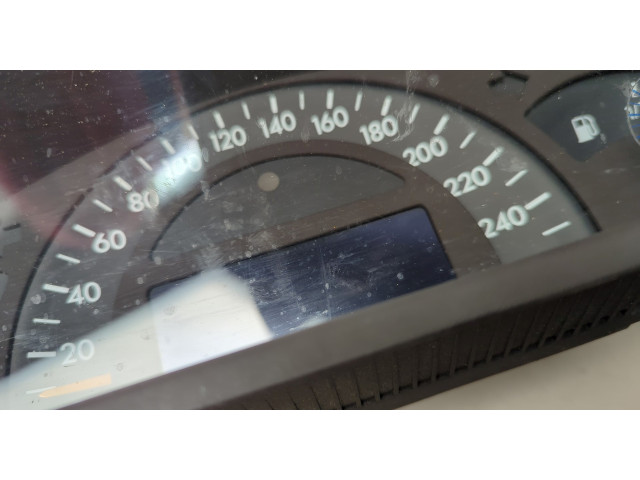 Панель приборов  Mercedes C W203 2000-2008            