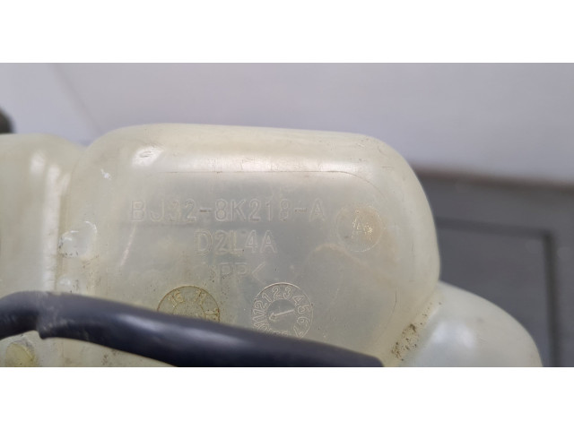 Бачок расширительный Land Rover Range Rover Evoque 2011-2018 BJ328K218A