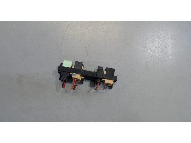 Блок реле Skoda Yeti 2013-2018 7N0937503A 1.6