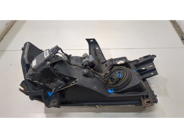 Фара передняя  Infiniti QX56 2004-2010 левая 