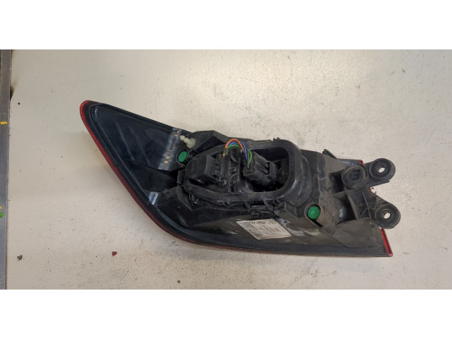 Задний фонарь Renault Clio 2012-2016