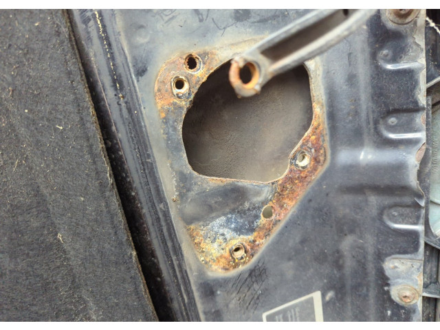 Решетка радиатора Skoda Fabia 1999-2007 6Y0853668B