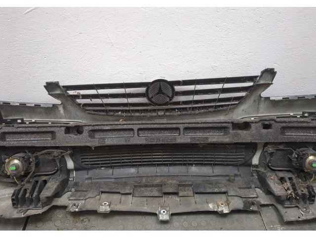 Решетка радиатора  Mercedes A W169 2004-2012          