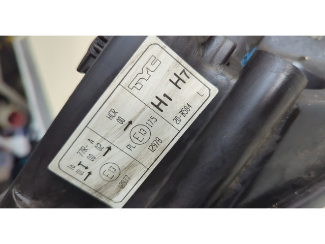 Фара передняя  Ford Focus 2 2008-2011 левая 