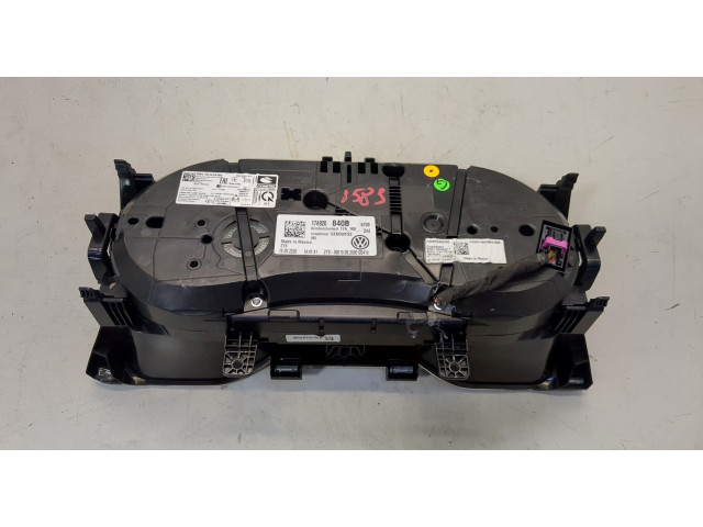 Панель приборов  Volkswagen Jetta 7 2018-2025       17A920840B     