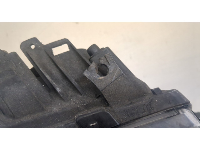 Фара передняя  Skoda Fabia 1999-2007 правая 