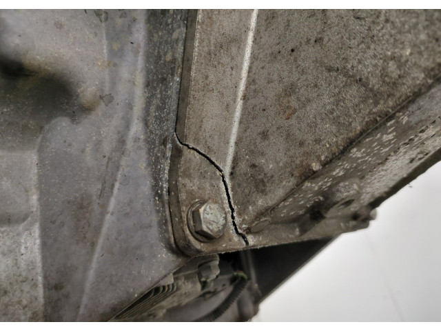 Форсунка топливная  BMW X3 E83 2003-2010    13537797877     