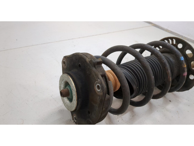 Стойка амортизатора  Volkswagen Golf 6 2009-2012      