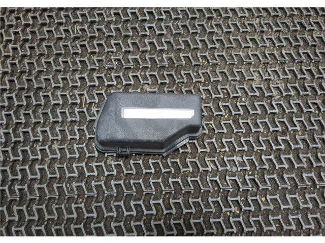 Крышка блока предохранителей Lexus LS460 2006-2012 8266250150 4.6