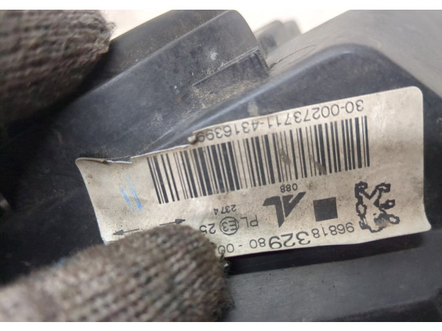 Фара передняя  Peugeot 307 правая 