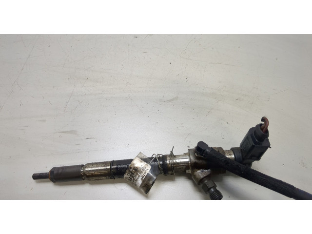 Форсунка топливная Volkswagen Golf Plus 03L130277S