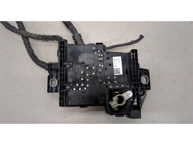 Блок предохранителей  Volvo XC40      32359306   