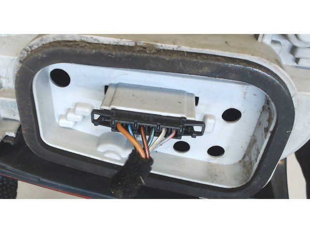 Задний фонарь     6Q6945096B, 6Q6945112A   Volkswagen Polo 2001-2005 