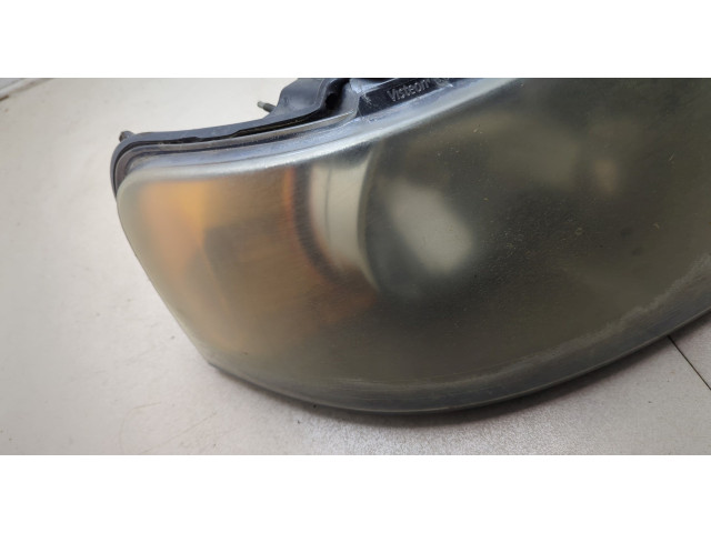 Фара передняя Ford Expedition 2002-2006 правая