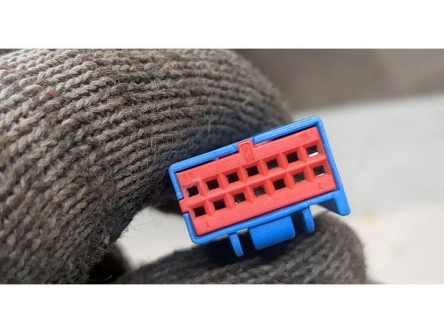 Зеркало боковое Volvo S40 2004- правое