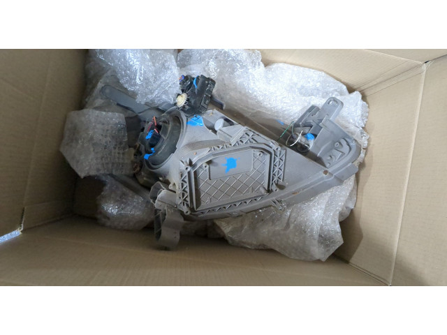 Фара передняя Subaru Justy 2007-2011 левая