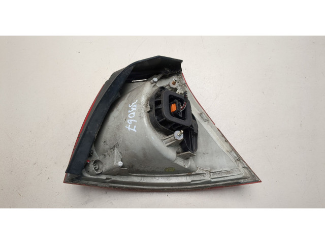 Задний фонарь