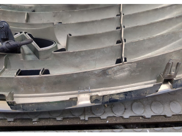 Решетка радиатора Infiniti EX35