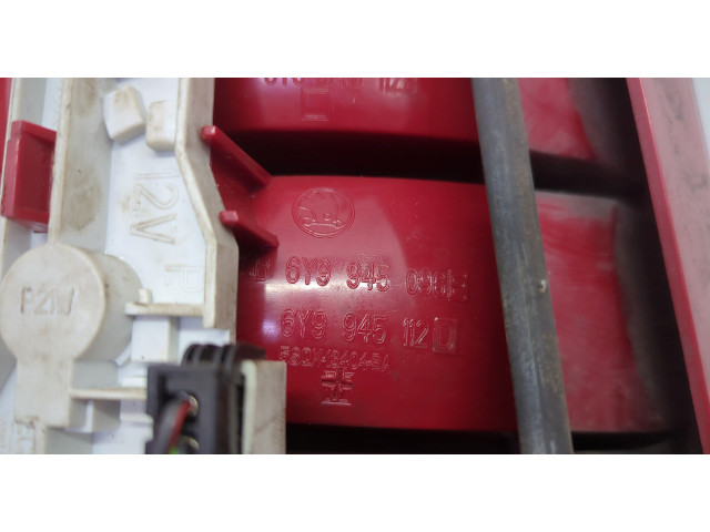 Задний фонарь     6Y9945112D     