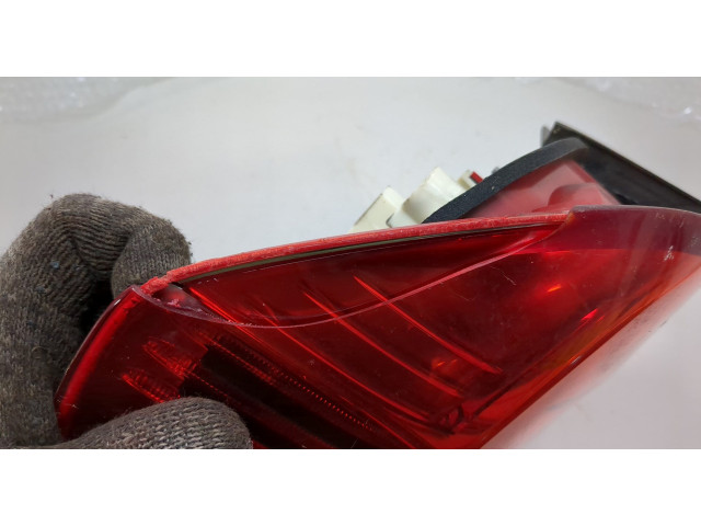 Задний фонарь          