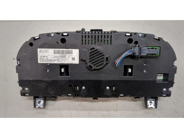 Панель приборов  Jaguar XE 2015-            